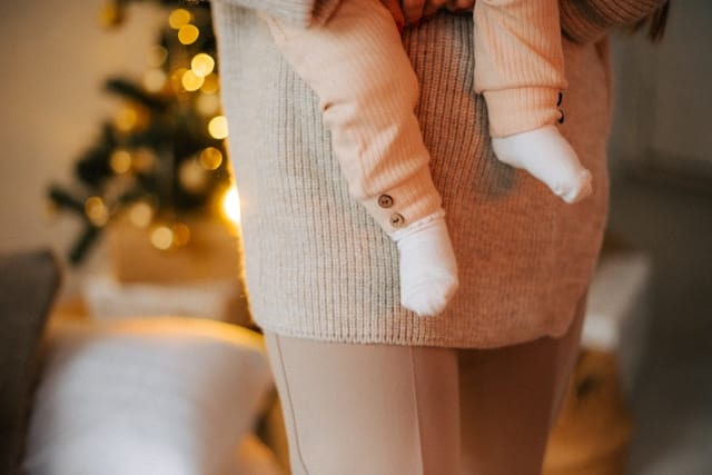 postpartum holiday tips
